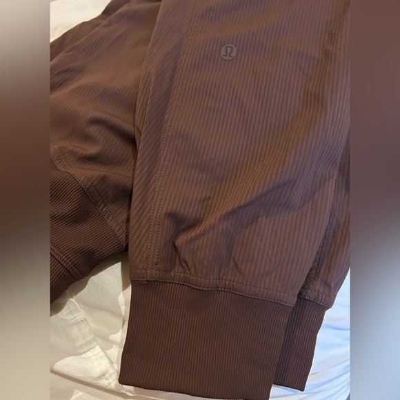 Lululemon Dance Studio Mid-Rise Jogger *Full Length Java — NWOT - Picture 11 of 11